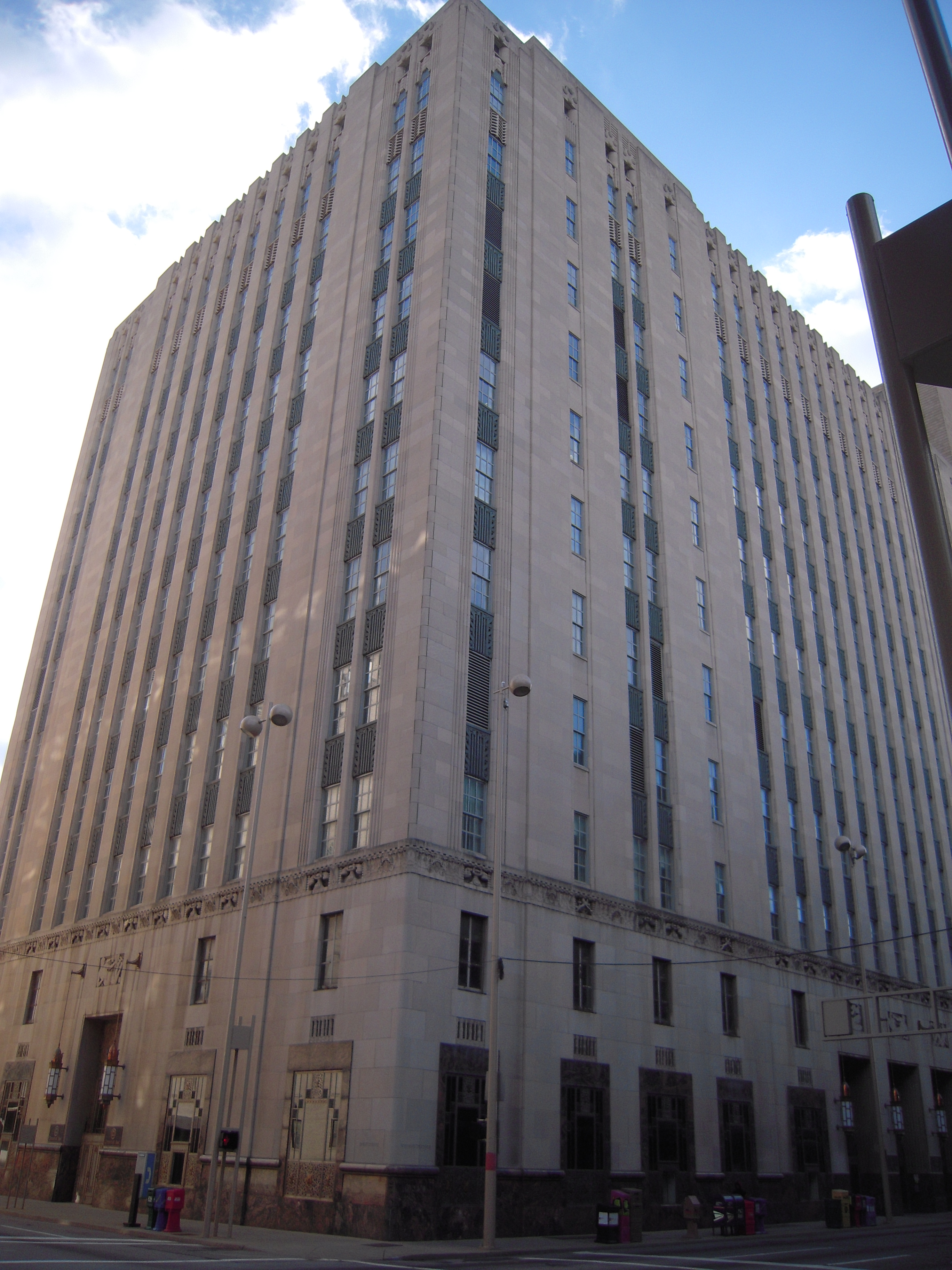 Cincinnati Bell Building - Cincinnati, OH