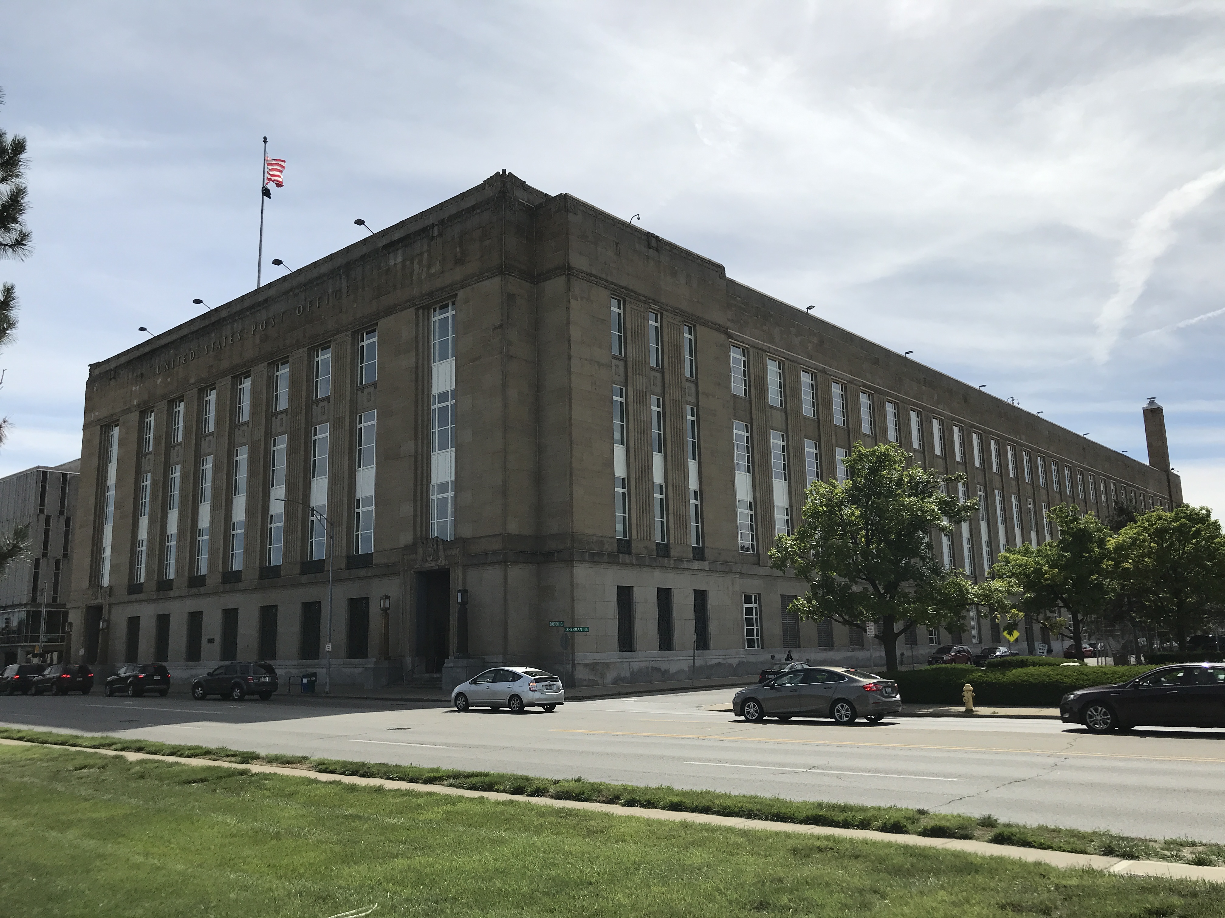 Downtown  Cincinnati Post Office - Cincinnati, OH